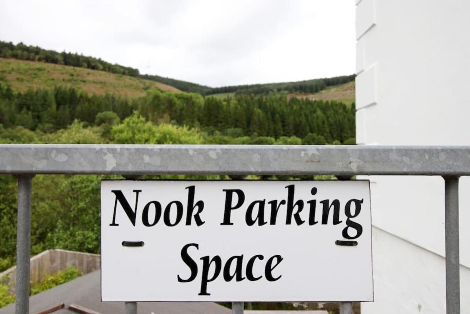 The Nook In The Afan Forest Bike Park By Staystaycations Port Talbot Eksteriør billede